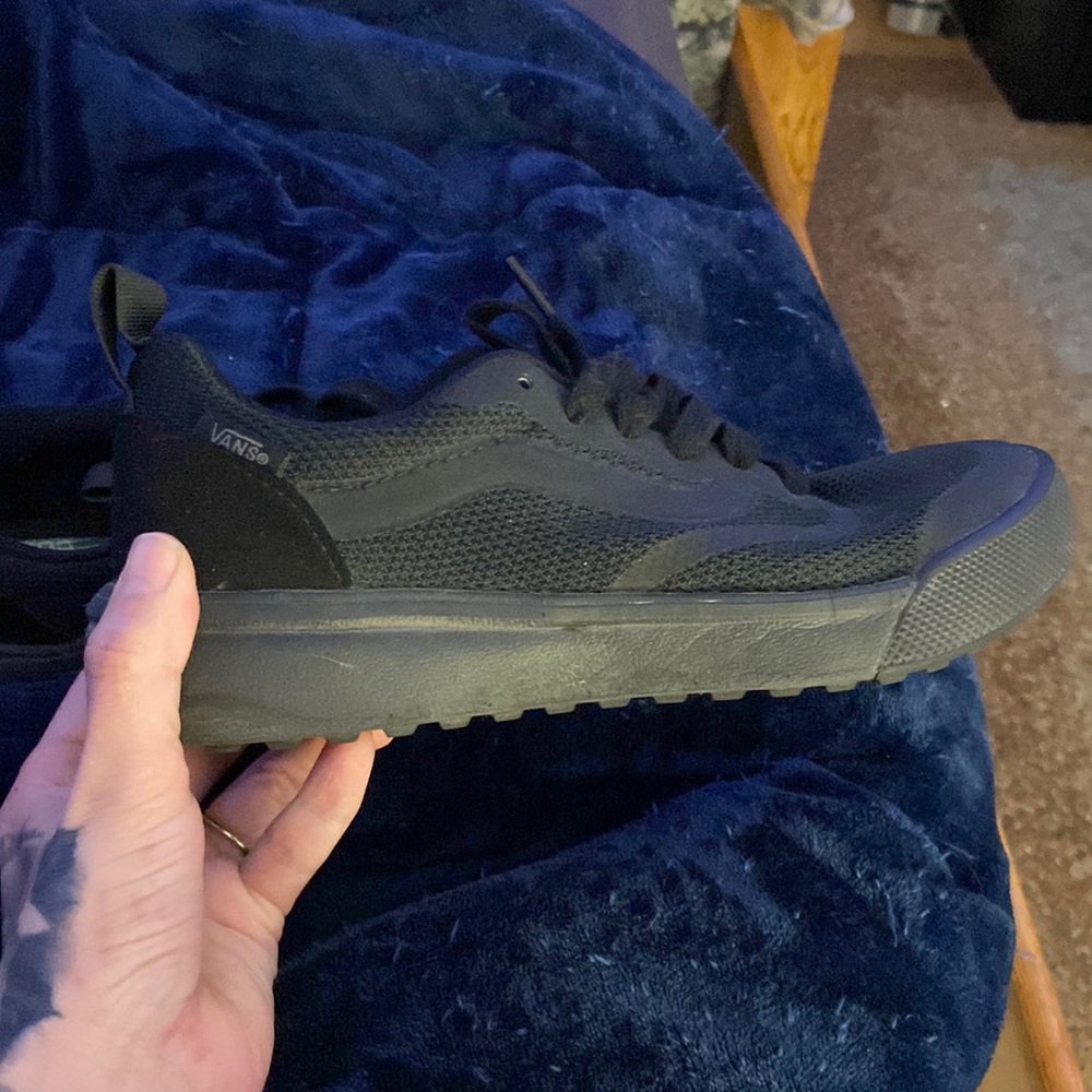 Black vans